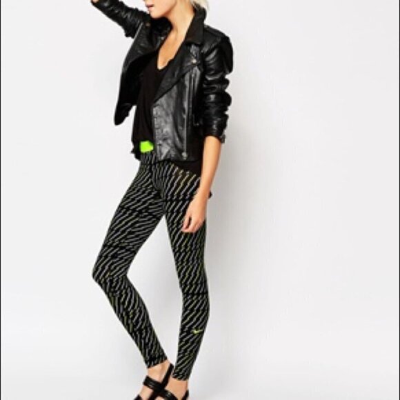 Nike Pro Core Dri-Fit Bolt Print Tights Leggings S - Picture 2 of 15